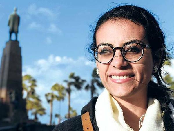 Ungebrochen. Mahienour el Massry saß nach einer Demonstration selbst in Haft. Ihr rechtes Auge verlor sie bei einem Unfall als Kind.