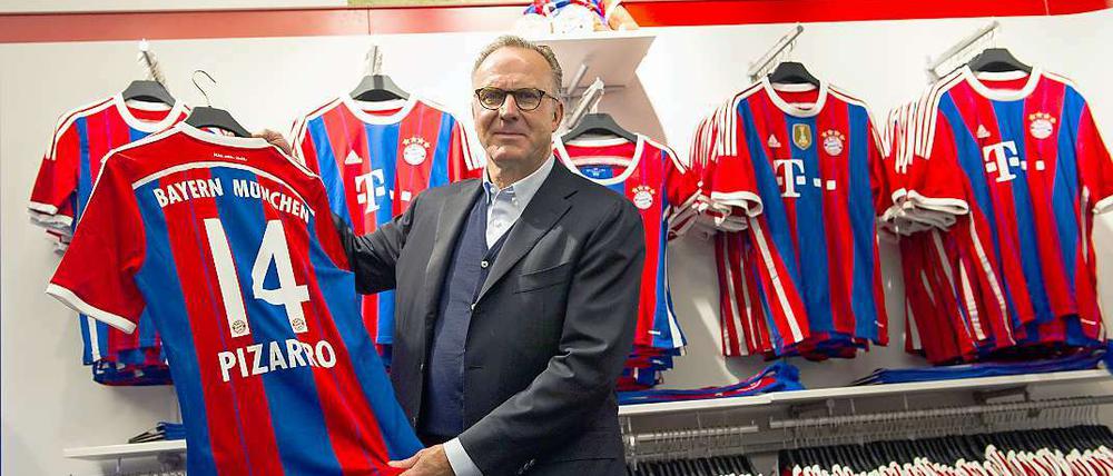 Mia san mir. Und wir wollen uns auch immer gut verkaufen - Karlheinz Rummenigge als Verkäufer.