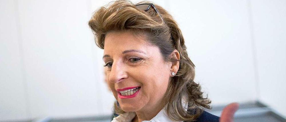 Die Witwe: Babette Albrecht.