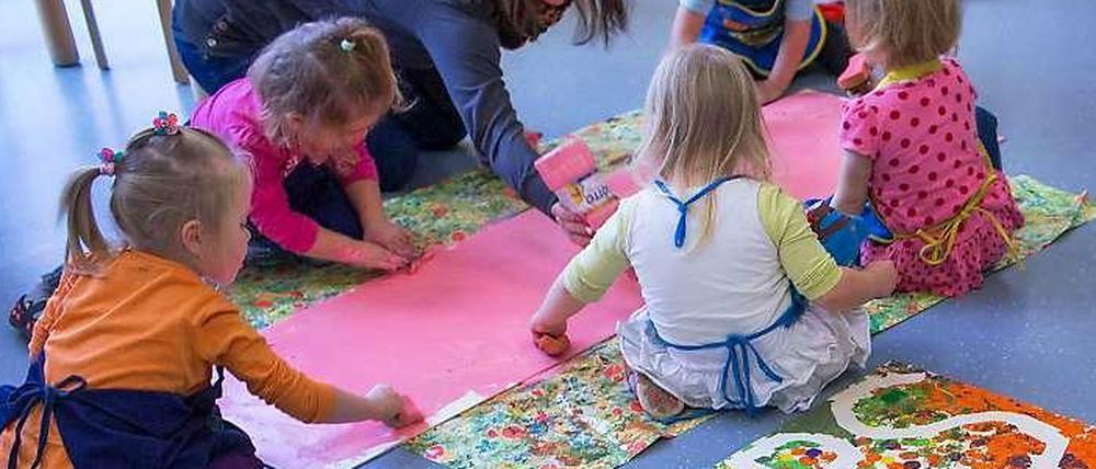 Die Farben der Zukunft: Kinder in einer zweisprachigen Kita in Schwerin.