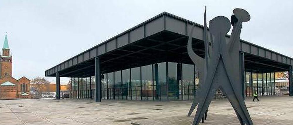 Die Neue Nationalgalerie, fotografiert an diesem Mittwoch. Nach der Sanierung soll der Bau genauso aussehen wie vorher. 