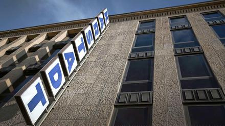 René Benko trennt sich von 20 Karstadt-Immobilien.