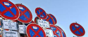 Absolutes Halteverbot. Dieses Schild ist Autofahrern in deutschen Städten bestens bekannt.