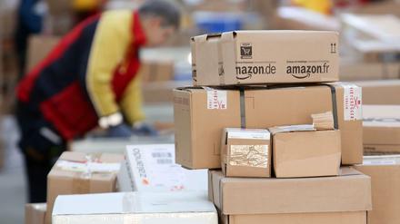 Ausgelagert. Die Post will neuen Mitarbeitern in ihrem boomenden Paketgeschäft künftig niedrigere Löhne zahlen.
