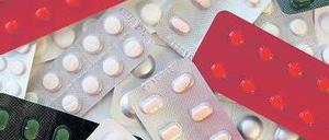 Teure Arznei. Doch nicht alles, was von den Herstellern als Innovation gepriesen wird, bringt wirklich Verbesserung.