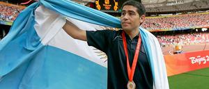 Juan Roman Riquelme bei den Olympischen Spielen 2008 mit der Goldmedaille.