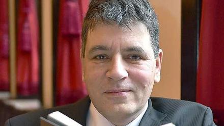 Findet klare Worte, auch für Pegida: Der Schriftsteller Marcel Beyer mit seinem ausgezeichneten Werk "Graphit".