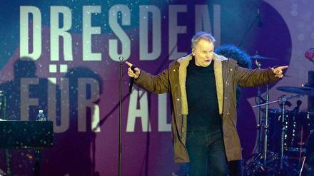 Herbert Grönemeyer am Montagabend bei dem Konzert "Offen und bunt - Dresden für alle".