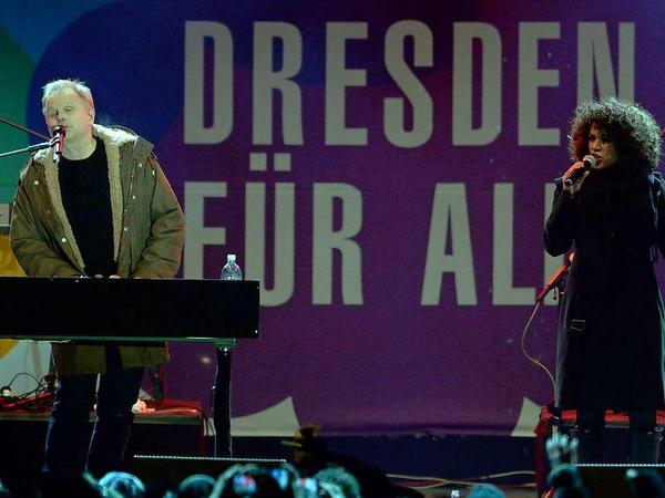 Herbert Grönemeyer am Montagabend bei dem Konzert "Offen und bunt - Dresden für alle".
