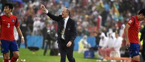 Chef am Rand: Uli Stielike steht mit Südkorea beim Asien Cup im Finale.