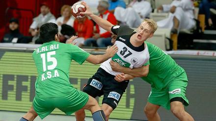 Matthias Musche (Bildmitte) traf elfmal gegen Saudi-Arabien.