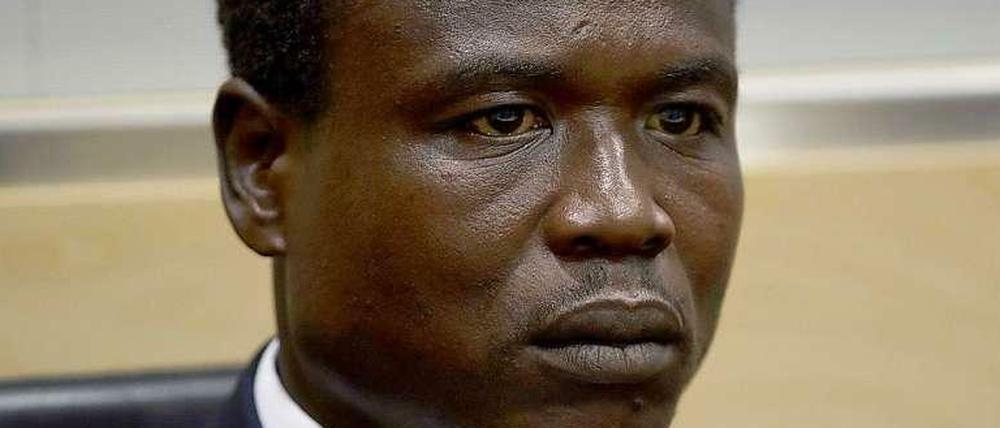 Dominic Ongwen, ein Kommandant der berüchtigten ugandischen Rebellenorganisation LRA, erstmals am Internationalen Strafgerichtshof.