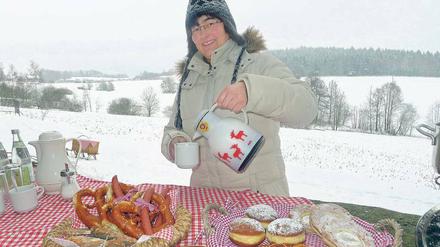 Heißes in die Tasse. Anne Held weiß, was Winterwanderer wünschen.