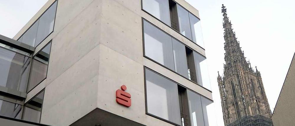 Die Sparkasse Ulm muss ihre Sparverträge einhalten.