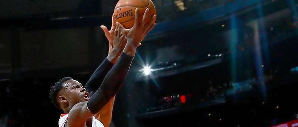 Hoch hinaus. Dennis Schröder spielt mit den Atlanta Hawks eine hervorragende Saison und ist jetzt auch beim All-Star-Wochenende der NBA dabei.