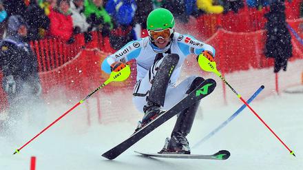 Draufgänger. Bei dem Sieg des Schweden Martin Hargin in Kitzbühel fuhr der 21 Jahre alte Linus Strasser zum ersten Mal in seiner Karriere unter die besten 15. Der Münchener startet für die Skiabteilung des TSV 1860.