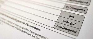 Nur kein Druck: Manche Schüler bekommen in Brandenburg in bestimmten Fächern keine Noten. Dahinter steckt aber kein pädagogisches Konzept - sondern Lehrermangel.