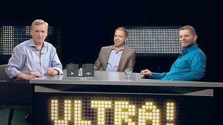 Rudi Brückner (l.) spricht in „Ultra“ jetzt immer donnerstags mit zwei Studiogästen über Fußball. 