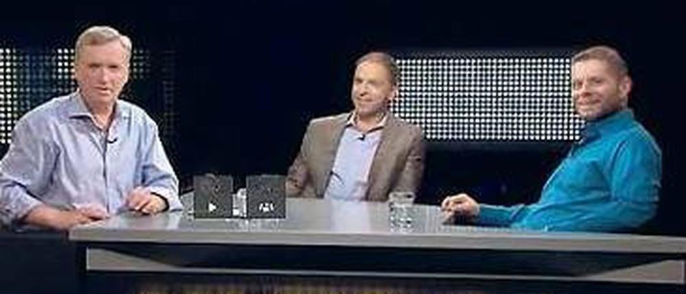 Rudi Brückner (l.) spricht in „Ultra“ jetzt immer donnerstags mit zwei Studiogästen über Fußball. 
