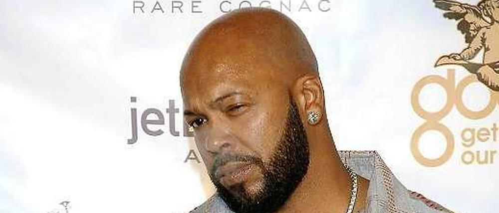 Rapper und Hip-Hop-Produzent Marion "Suge" Knight soll zwei Menschen überfahren haben. Hier ein Bild aus dem Jahre 2005 vor einer Party im "Shore Club" in Miami Beach (Florida). Später wurde Knight bei der Party ins Bein geschossen. 