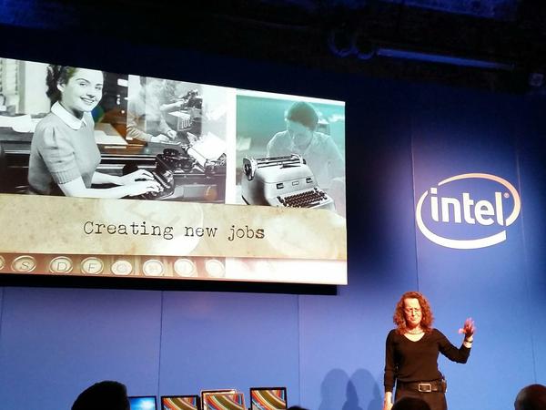 Geneviève Bell ist Vize-Präsidentin des Intel-Forschungslabors. „Die Plattform ist nicht so wichtig, die Botschaft zählt“, sagt sie.