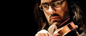 Der Geiger Leonidas Kavakos spielte Sibelius' Violinkonzert mit der Berliner Philharmonikern.
