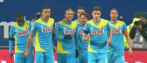 Geschlossene Mannschaftsleistung: Der 1. FC Köln verteidigte gut und war offensiv durch Marcel Risse (3.v.l.) gefährlich.