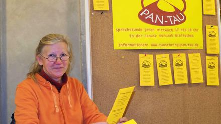 Helga Pahl wirbt für den Tauschring.