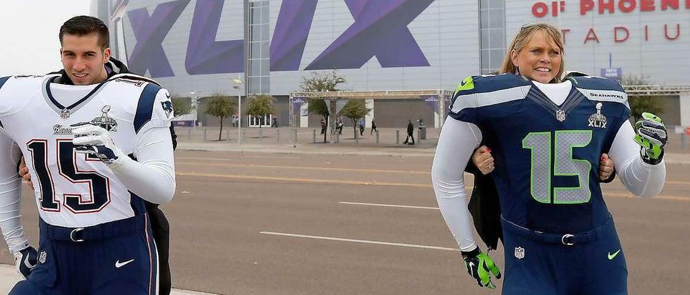 Super Bowl: Die Seattle Seahawks gegen die New England Patriots. Das sind allerdings nur Fans.