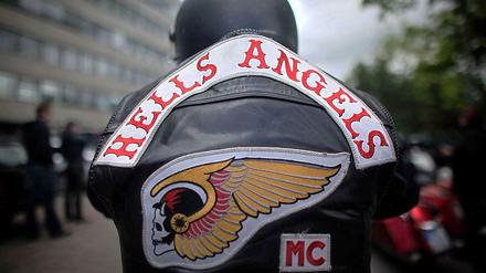 Ein Biker der Rockerbande Hells Angels.