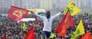 PKK-Anhänger am 27. Januar 2015 im südostanatolischen Diyarbakir.
