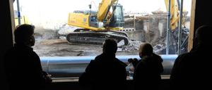 Baustellen, Baustellen, wohin auch guckt. Und es will einfach nicht aufhören. Erinnert sich jemand an ein anderes Berlin-Mitte?