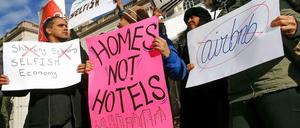 Nicht nur in Berlin formieren sich die Gegner von Airbnb. Auch in anderen Metropolen wie New York werfen sie dem Portal vor, die Wohnungsknappheit zu verschärfen.