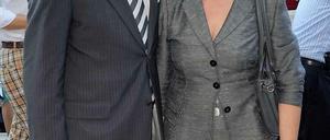 Georg Schmid im Jahr 2010 mit seiner Frau beim Sommerempfang des Landtags.