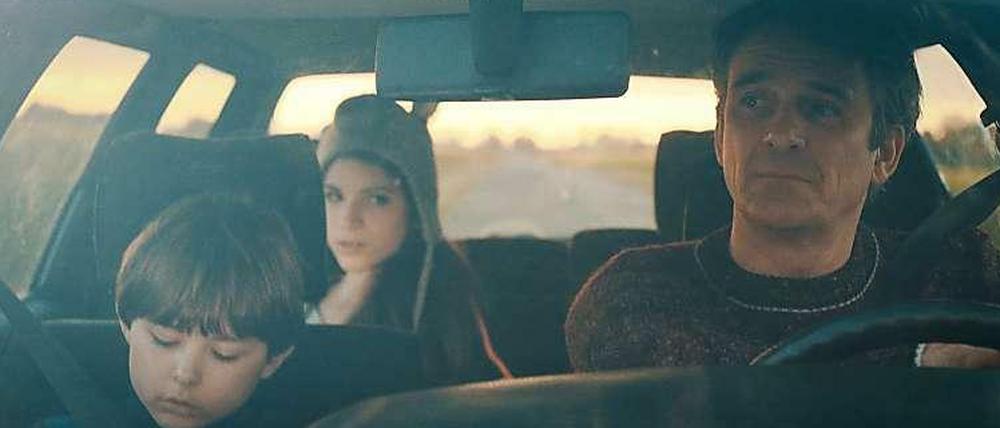 „Jeder Mensch hat eine Heimat. Da kann er noch so weit gehen, die wird er nicht los.“: Deutsches Kino auf großer Fahrt - hier mit Anatol Schusters "Ein idealer Ort".