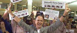 Der australische Journalist Peter Greste am Donnerstag bei seiner Ankunft am Flughafen in Brisbane, Australien.