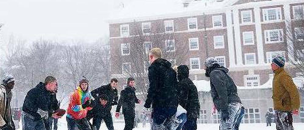 Im Wettbewerb. Harvard (hier Studierende jüngst beim Football auf dem Campus) ist die vermögendste US-Universität. 