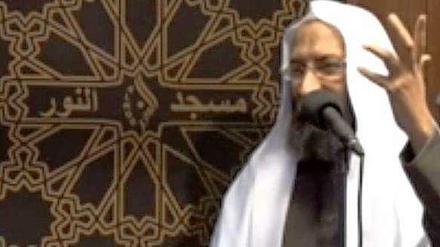 Der Gastprediger Sheikh Abdel Moez al Eila in der Neuköllner Al-Nur-Moschee