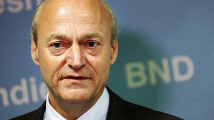 BND-Präsident Gerhard Schindler besuchte gemeinsam mit dem Beauftragten der Bundesregierung für die Geheimdienste, Klaus-Dieter Fritsche, die Obleute des NSA-Untersuchungsausschusses.