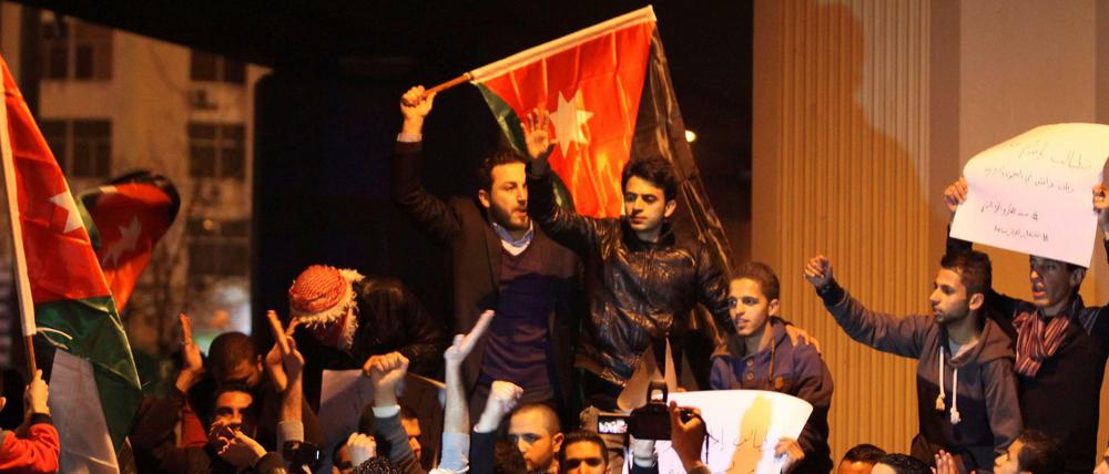 Proteste in Jordaniens Hauptstadt Amman nach der Ermordung eines Piloten durch die Terrormiliz IS