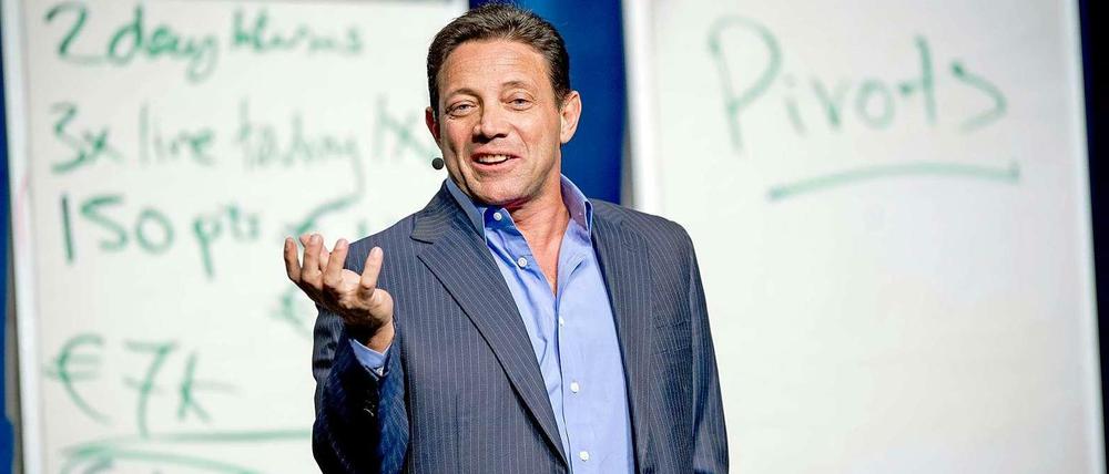Eisverkäufer, Fleisch- und Aktienhändler, Häftling, Geld-Guru. Jordan Belfort war schon berühmt, bevor Martin Scorsese den Film „The Wolf of Wall Street“ mit Leonardo DiCaprio über ihn drehte.