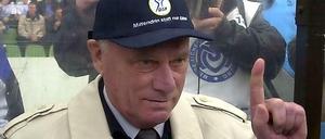 Acht deutsche Meisterschaften, drei Pokalsiege und alle drei europäischen Pokale: Udo Lattek hat als Trainer alle wichtigen Vereinstitel gewonnen. Am Sonntag verstarb Lattek im Alter von 80 Jahren.