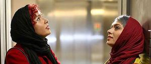 Bekifft in Teheran. Taraneh Alidoosti und Pegah Ahangarani im Underground-Drama „Atom Heart Mother“.
