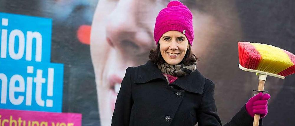 Selbstklebend. Die FDP-Landesvorsitzende Katja Suding würde gerne mit der SPD koalieren.