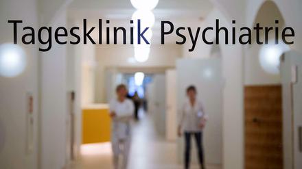 Immer wieder wird um Zwangsmittel in Psychiatrien gestritten - gerade nach einem Urteil des Bundesverfassungsgerichtes 2011.