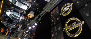 Kopfstehen in Brüssel. Auch auf der dortigen Automesse präsentierte sich die Marke mit dem Blitz kürzlich.