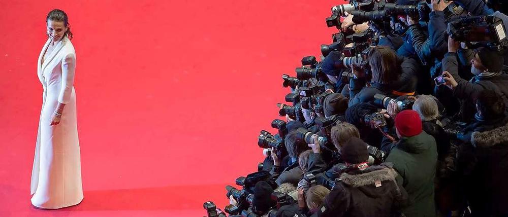 Im Mittelpunkt: Juliette Binoche ist der Start des Eröffnungsfilms "Nobody wants the Night" zum Start der 65. Berlinale.