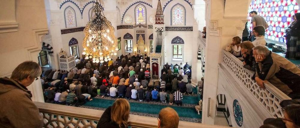 Der SPD-Politiker Ehrhart Körting schlägt finanzielle Hilfen für Moscheegemeinden vor, hier die Sehitlik-Moschee am Columbiadamm.