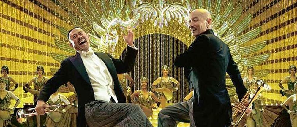 Haudrauf-Komik des Grand-Guignol-Theaters und das Statuarische der chinesischen Oper: "Gone With The Bullets".