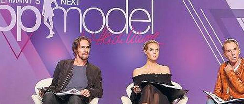 Streng. Die Juroren Heidi Klum, Wolfgang Joop (r.) und Thomas Hayo.